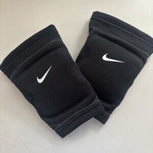 Nike Varsity Volleyball Knee Pads - XS/S